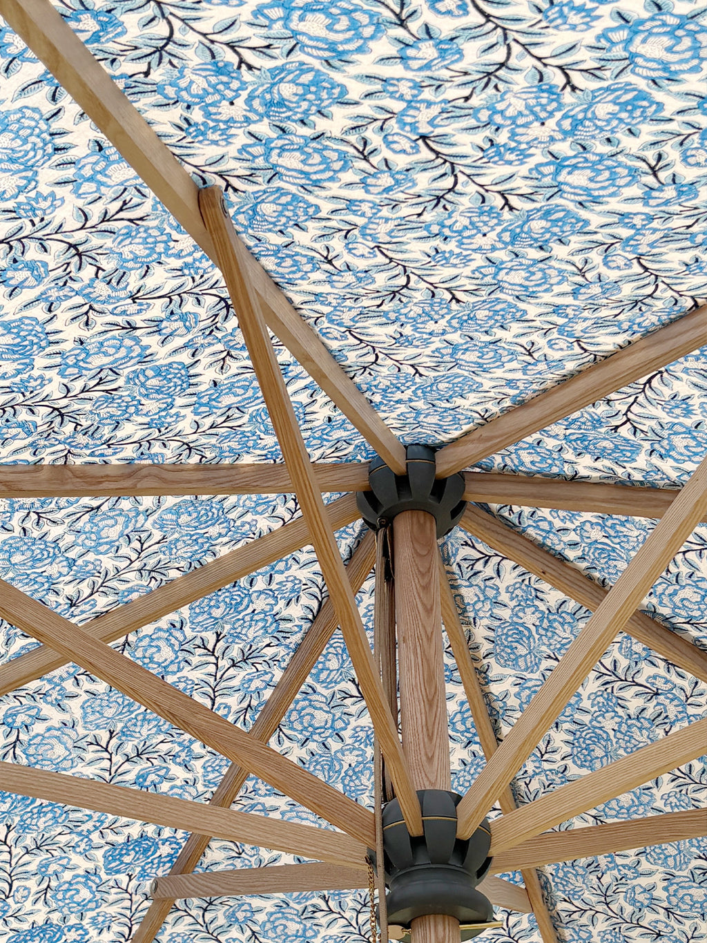 Delphine Traditional Wooden Octagonal Parasol (Blue Floral Motif)