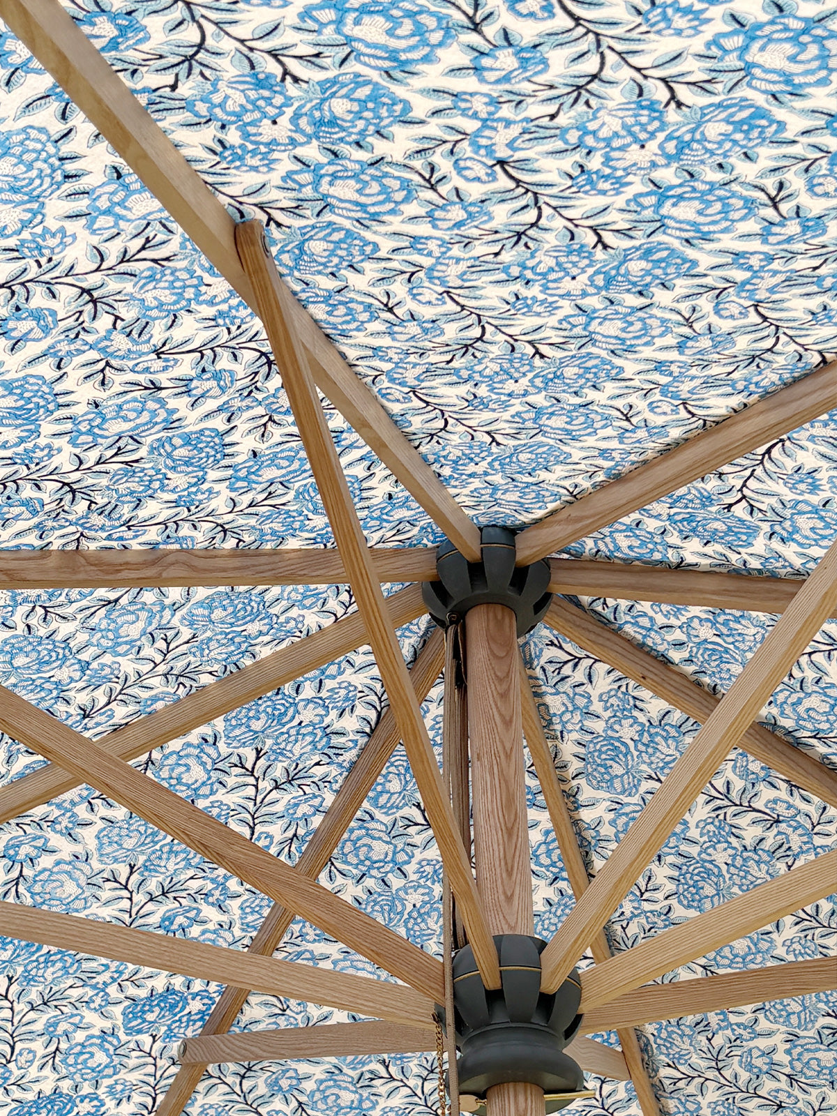 Delphine Traditional Wooden Octagonal Parasol (Blue Floral Motif)
