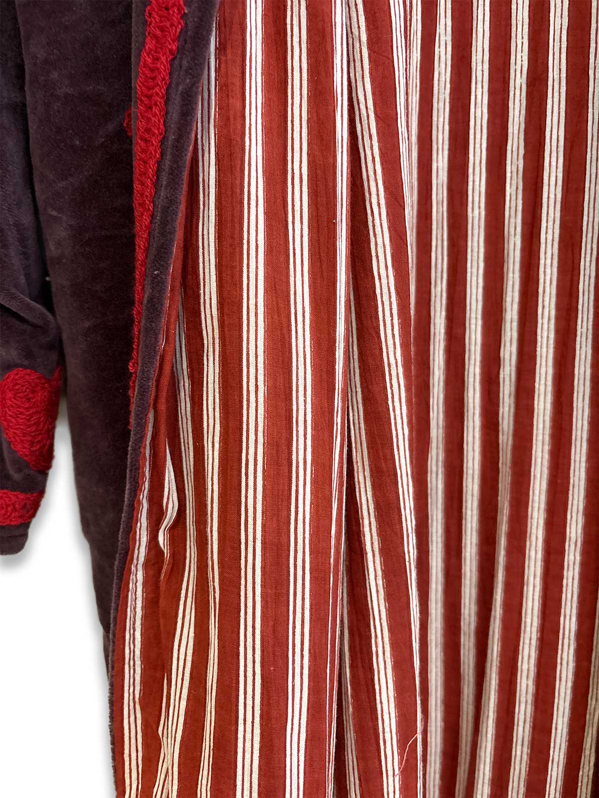 Deep Burgundy Long Velvet Suzani Embroidered Womens Coat - Red & Mauve Flower Motif Pattern